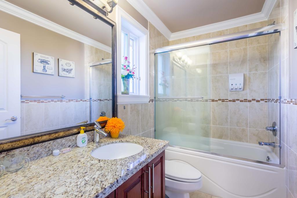 Vancouver Yuelai Homestay